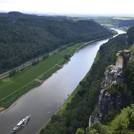 Semesterbostad Ferieneinrichtungen-haus-am-stein Königstein an der Elbe
