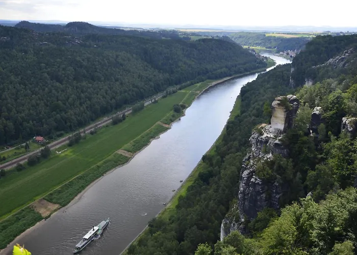 Ferieneinrichtungen-haus-am-stein كونيجشتاين آن دير إلب